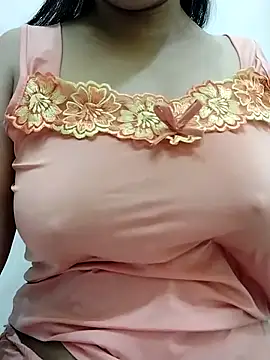 Snapshot of Lanyingxin18 chatting on October 24, 2025, 9:25 pm Lanyingxin18 online show from October 24, 2025, 9:25 pm