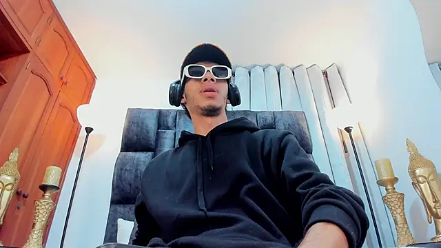 Snapshot of TomyMosterCock chatting on January 19, 2025, 5:26 am TomyMosterCock online show from January 19, 2025, 5:26 am