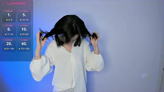 lookkeyhole online show from November 5, 2025, 9:51 pm