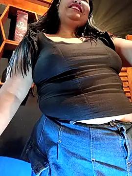 Snapshot of Marcela87 chatting on March 2, 2025, 1:47 am Marcela87 online show from March 2, 2025, 1:47 am