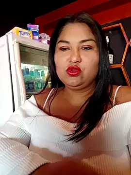 Snapshot of Marcela87 chatting on February 9, 2025, 6:16 pm Marcela87 online show from February 9, 2025, 6:16 pm