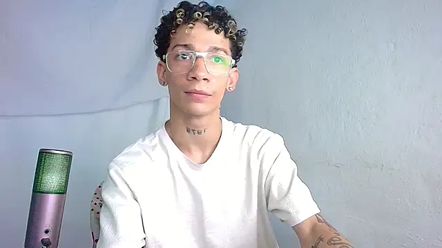 mateodeamjo online show from June 1, 2026, 11:59 pm