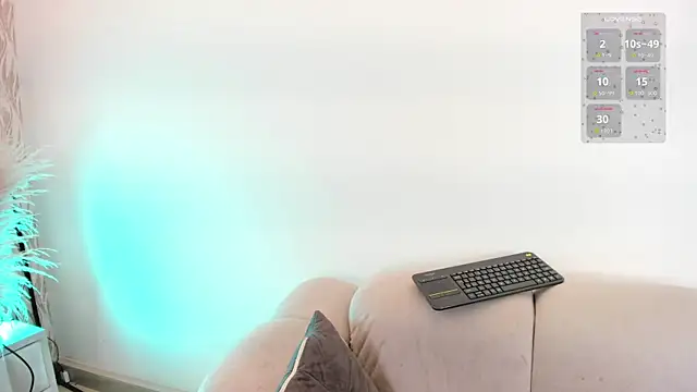 1m dalhia online show from April 16, 2026, 9:39 pm