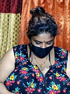 Snapshot of Dusto_Meye chatting on October 23, 2025, 6:17 pm Dusto Meye online show from October 23, 2025, 6:17 pm