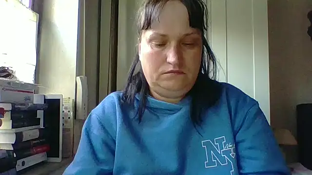  squirty cum lady  online show from March 23, 2026, 6:57 am