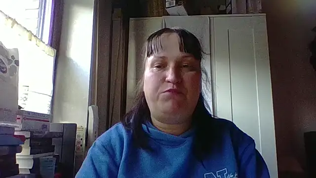  squirty cum lady  online show from March 26, 2026, 10:13 am