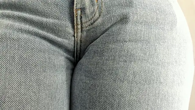 Amelia Debora Antonella online show from January 6, 2026, 1:04 pm