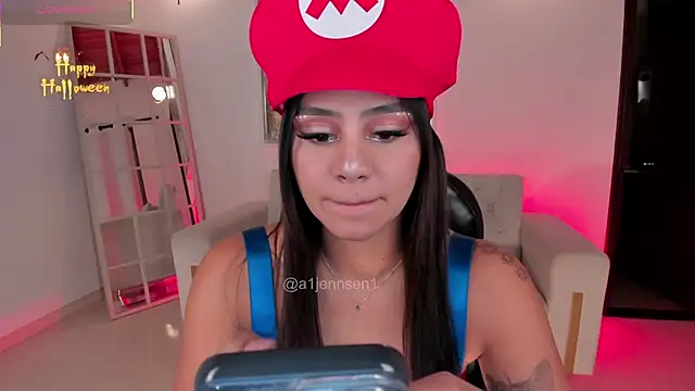 Snapshot of AllyJensen chatting on October 30, 2025, 10:46 am AllyJensen online show from October 30, 2025, 10:46 am