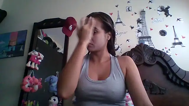 trianabell online show from October 22, 2025, 5:01 pm