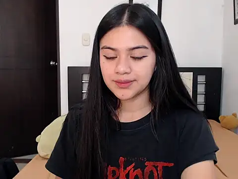 Snapshot of angelbeat_ chatting on January 12, 2025, 4:00 am angelbeat  online show from January 12, 2025, 4:00 am