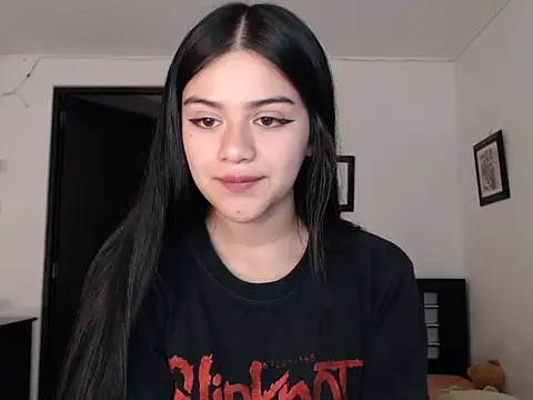 Snapshot of angelbeat_ chatting on January 12, 2025, 12:49 am angelbeat  online show from January 12, 2025, 12:49 am