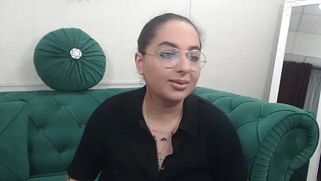 BustyAllyy online show from April 4, 2026, 1:39 pm