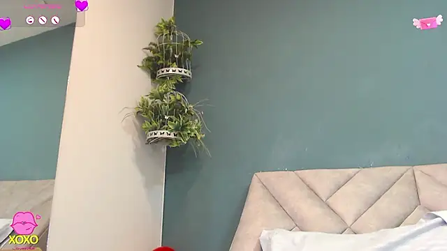 Snapshot of SharisWillian chatting on February 26, 2026, 4:34 am SharisWillian online show from February 26, 2026, 4:34 am