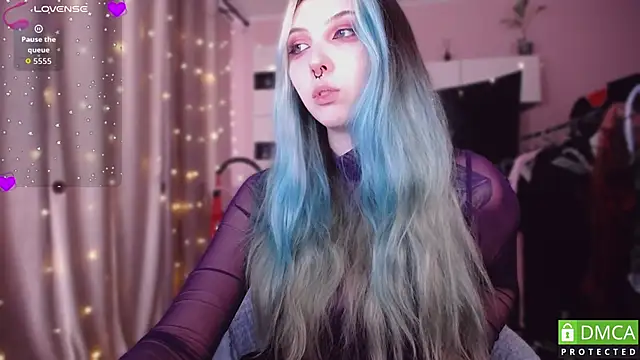 JustMeowGirl online show from March 25, 2026, 5:51 am