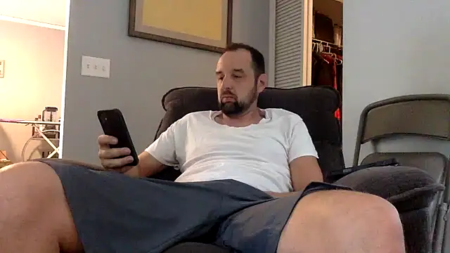 Snapshot of Kink_Master_Daddy chatting on July 22, 2026, 12:12 am Kink Master Daddy online show from July 22, 2026, 12:12 am