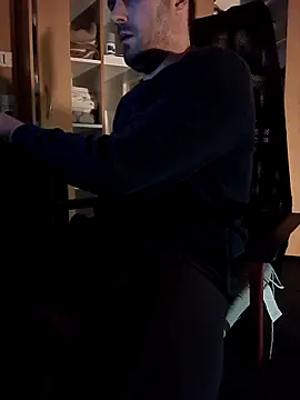 Dario40filip online show from December 14, 2025, 6:57 pm