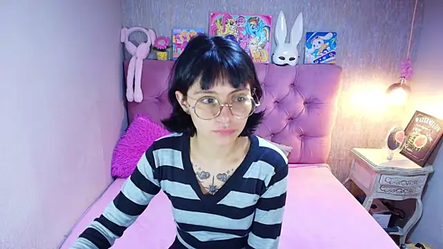 Snapshot of charlottemoonxz chatting on January 31, 2026, 7:12 pm charlottemoonxz online show from January 31, 2026, 7:12 pm