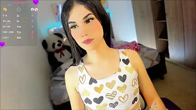 Snapshot of Charming_J chatting on October 18, 2025, 11:12 am Charming J online show from October 18, 2025, 11:12 am