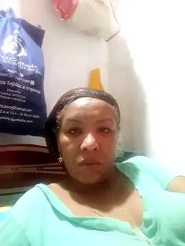 Snapshot of Surreyaa chatting on November 28, 2025, 5:07 am Surreyaa online show from November 28, 2025, 5:07 am