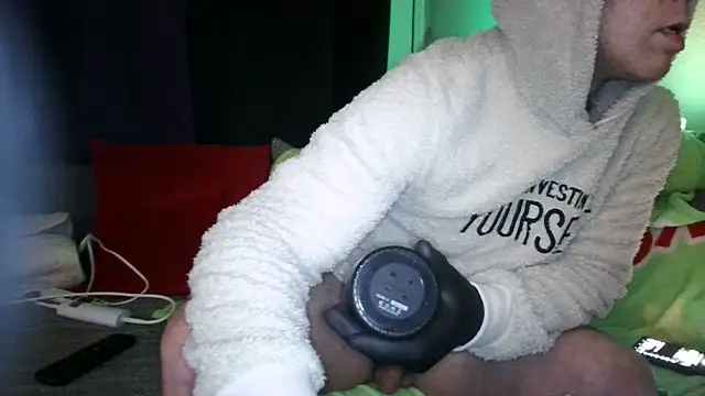 0815lukas2024 online show from January 13, 2026, 12:47 am