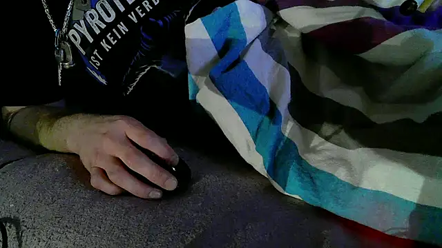 0815lukas2024 online show from November 1, 2025, 5:57 am