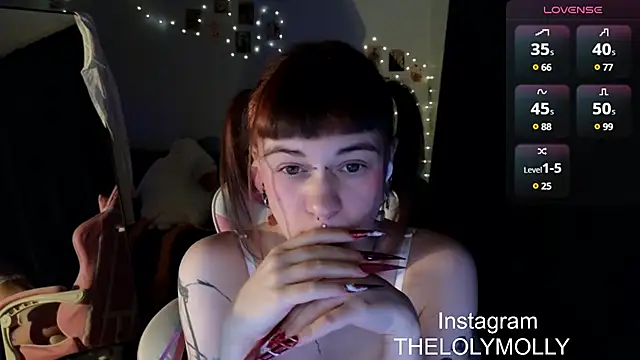 Snapshot of LolyMolli chatting on January 19, 2025, 5:07 pm LolyMolli online show from January 19, 2025, 5:07 pm