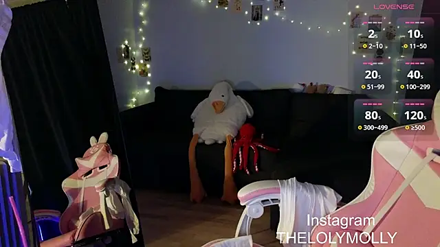 Snapshot of LolyMolli chatting on March 4, 2025, 8:16 pm LolyMolli online show from March 4, 2025, 8:16 pm