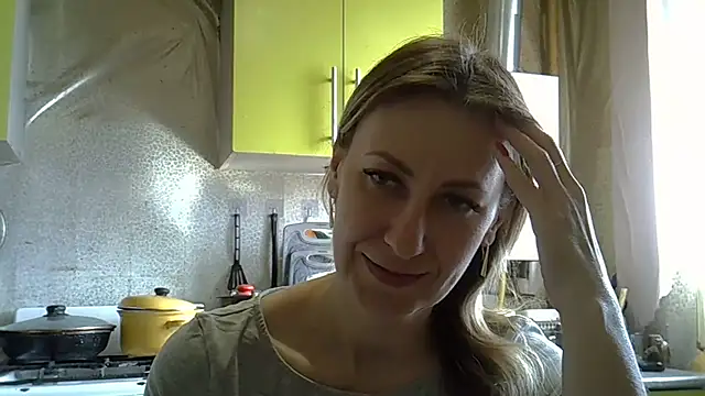 AshleyXHoney online show from March 20, 2026, 7:42 am