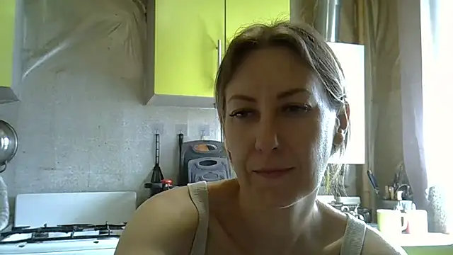 Snapshot of AshleyXHoney chatting on June 2, 2026, 7:30 am AshleyXHoney online show from June 2, 2026, 7:30 am