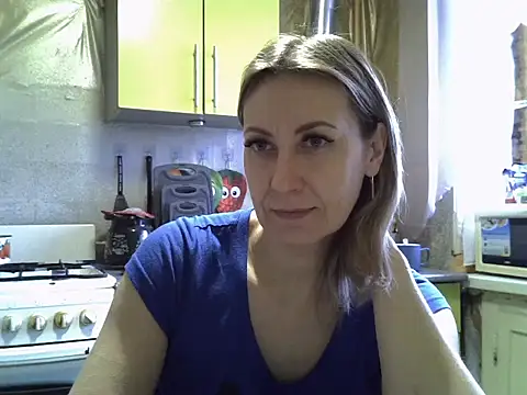 Snapshot of AshleyXHoney chatting on January 13, 2026, 6:28 am AshleyXHoney online show from January 13, 2026, 6:28 am