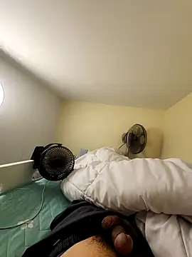 Snapshot of 2tomka52052sex chatting on February 24, 2026, 5:47 pm 2tomka52052sex online show from February 24, 2026, 5:47 pm