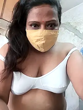 Snapshot of Love_Jenny chatting on November 23, 2025, 4:44 am Love Jenny online show from November 23, 2025, 4:44 am