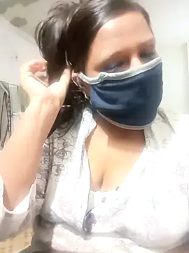 Snapshot of Love_Jenny chatting on November 14, 2025, 12:20 pm Love Jenny online show from November 14, 2025, 12:20 pm