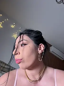 Snapshot of KimArts chatting on February 21, 2026, 7:49 pm KimArts online show from February 21, 2026, 7:49 pm