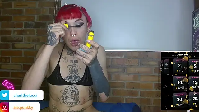 charlotbelucci  online show from April 15, 2026, 3:16 pm