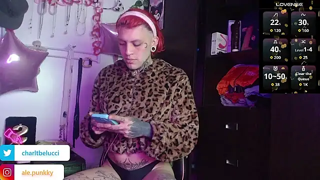 charlotbelucci  online show from March 10, 2026, 12:09 pm