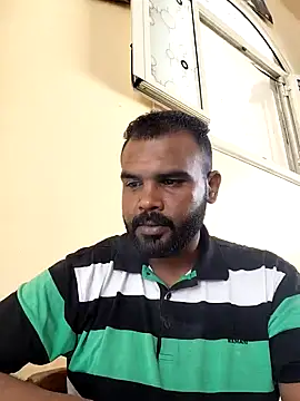 Snapshot of ListedLoin chatting on October 12, 2025, 8:26 am ListedLoin online show from October 12, 2025, 8:26 am