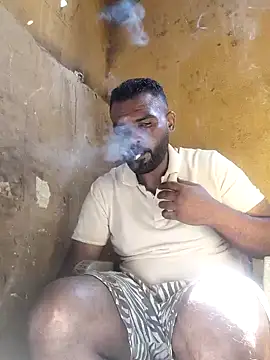 Snapshot of ListedLoin chatting on October 2, 2025, 9:56 am ListedLoin online show from October 2, 2025, 9:56 am