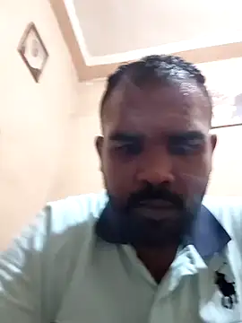 Snapshot of ListedLoin chatting on October 4, 2025, 7:59 pm ListedLoin online show from October 4, 2025, 7:59 pm