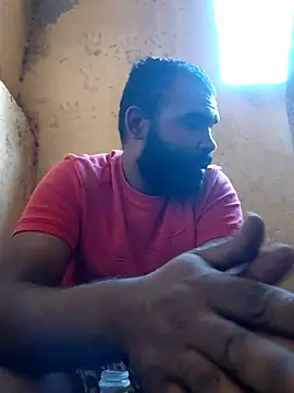 Snapshot of ListedLoin chatting on November 7, 2025, 2:10 pm ListedLoin online show from November 7, 2025, 2:10 pm