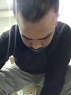 Snapshot of ListedLoin chatting on March 22, 2025, 9:24 am ListedLoin online show from March 22, 2025, 9:24 am