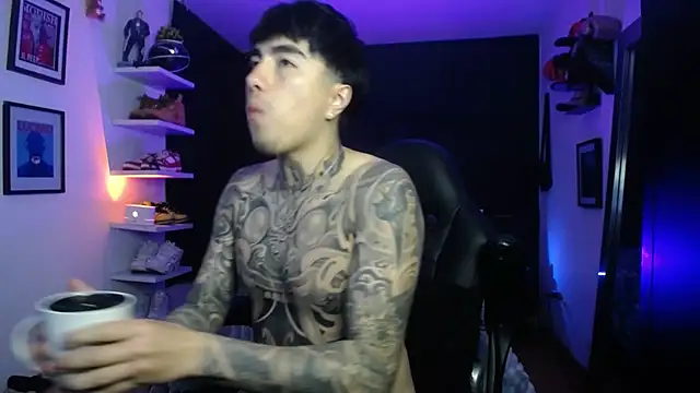 jung dragon online show from October 25, 2025, 4:44 am