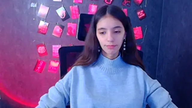 Aishell  online show from December 20, 2025, 6:49 am