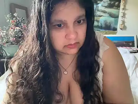 Snapshot of MelanieFawker chatting on November 17, 2025, 10:58 pm MelanieFawker online show from November 17, 2025, 10:58 pm