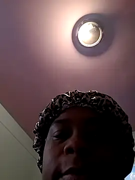 Snapshot of pinkpassionpleaser chatting on December 21, 2024, 1:21 pm pinkpassionpleaser online show from December 21, 2024, 1:21 pm