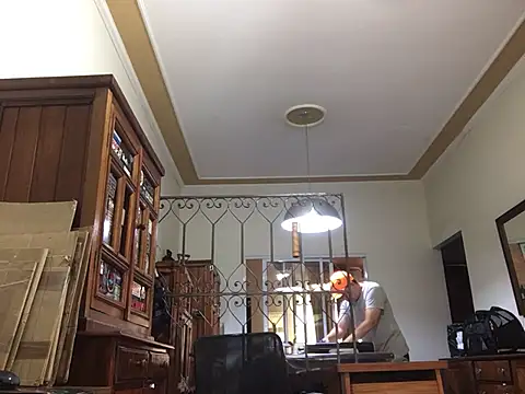 Snapshot of VelvetRiderX chatting on February 28, 2025, 6:09 pm VelvetRiderX online show from February 28, 2025, 6:09 pm