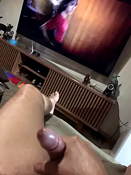 Snapshot of VelvetRiderX chatting on November 27, 2025, 11:05 pm VelvetRiderX online show from November 27, 2025, 11:05 pm