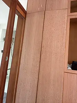 Eliza-E online show from April 18, 2026, 3:31 am