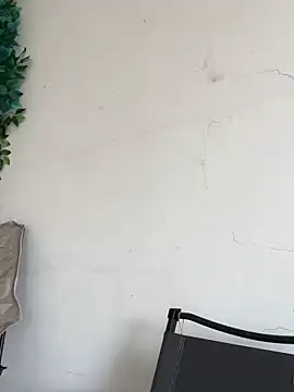 Eliza-E online show from March 13, 2026, 4:28 am