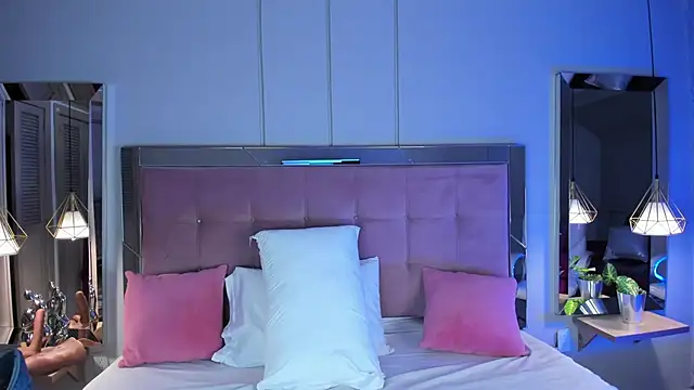 Snapshot of MelissaKarterrs chatting on November 24, 2025, 12:05 pm MelissaKarterrs online show from November 24, 2025, 12:05 pm